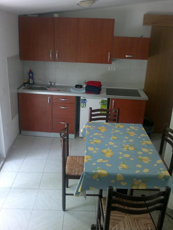 Farm Stay Ferjancic Vipava Esterno foto