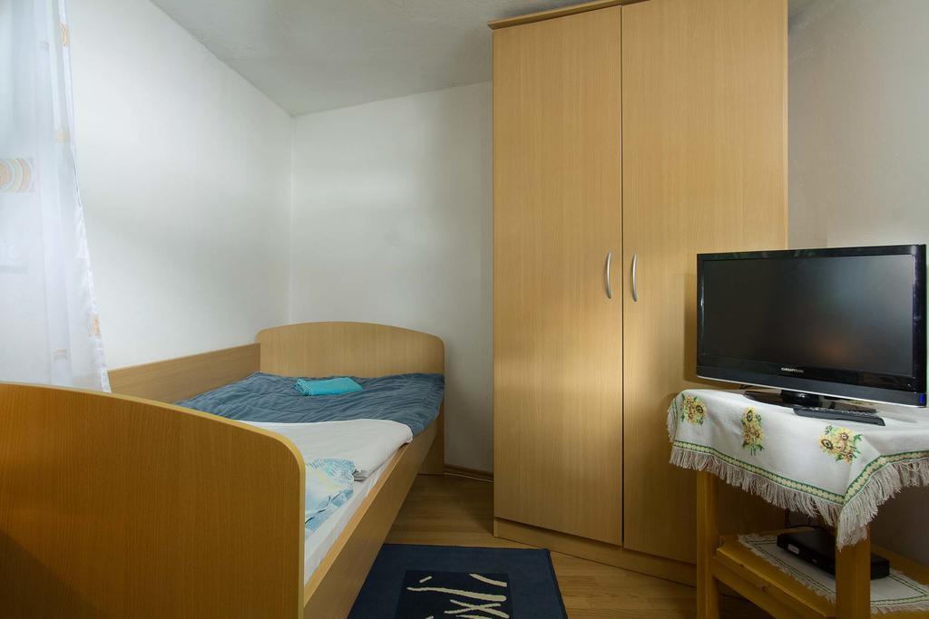 Farm Stay Ferjancic Vipava Esterno foto
