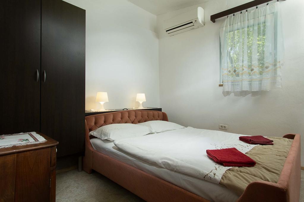 Farm Stay Ferjancic Vipava Esterno foto