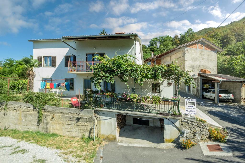 Farm Stay Ferjancic Vipava Esterno foto