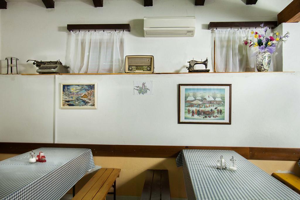 Farm Stay Ferjancic Vipava Esterno foto